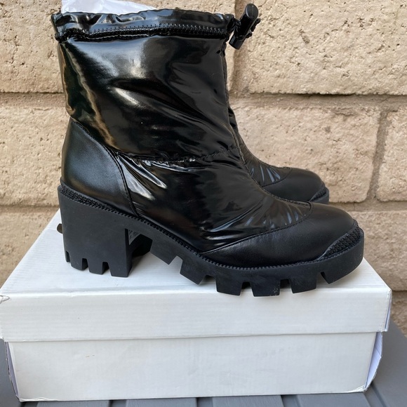 SCHUTZ Joseane Nylon Shine Chunky Lug Sole Puffer Quilted Boots Size 6.5 - Picture 5 of 11
